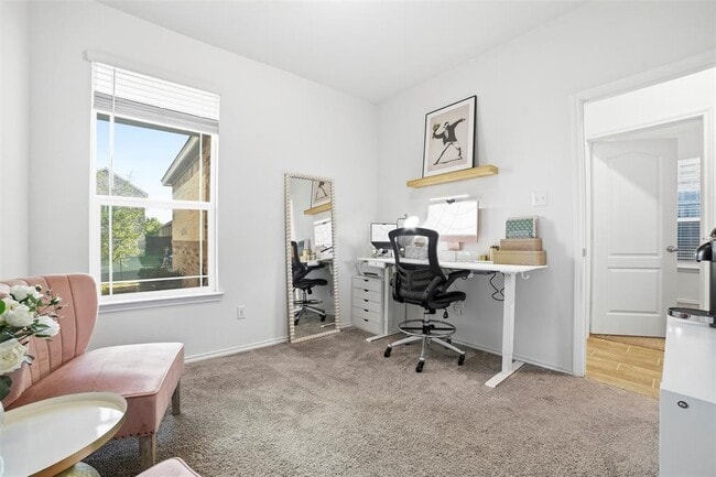 Building Photo - 517 Lady Swiss Ln