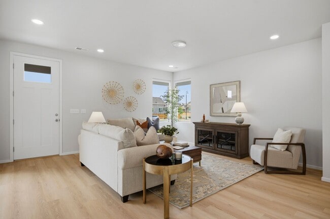 Building Photo - Trailside 3-Bedroom, 2.5 Bathroom, 2-Car Home with Pool and Trail Access