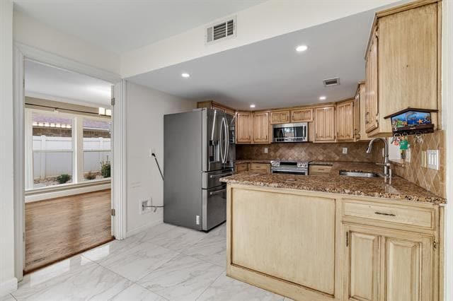 Building Photo - 1309 N Trail Dr