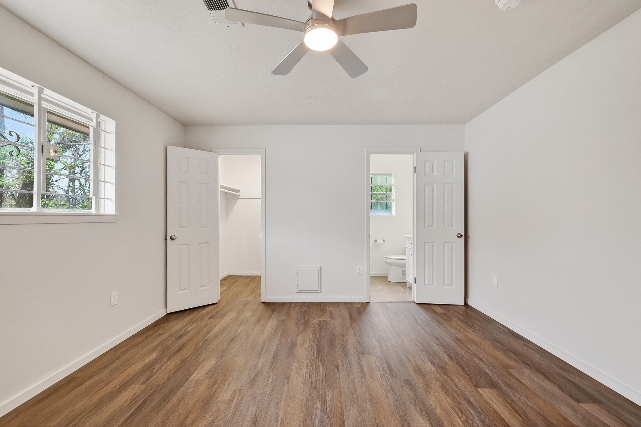 Main bedroom - 3902 Beran Dr