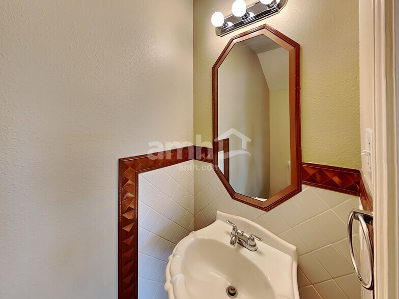 Building Photo - 11735 Tierra Palms Ct