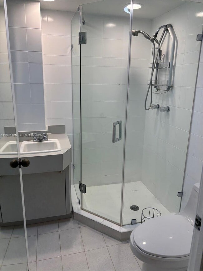 Building Photo - 201 Crandon Blvd