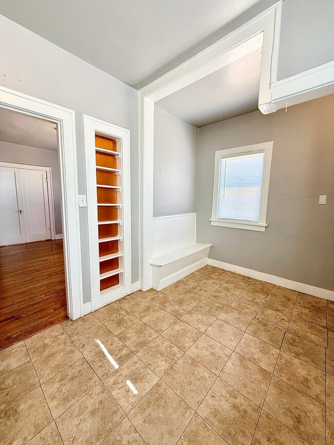 Building Photo - 2105 14th St