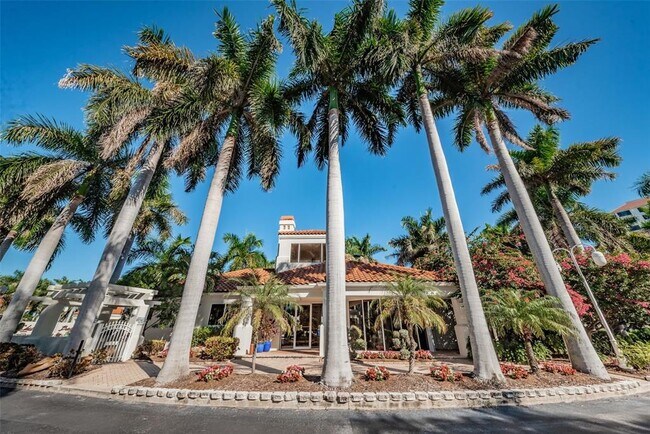 Building Photo - 6105 Bahia Del Mar Cir
