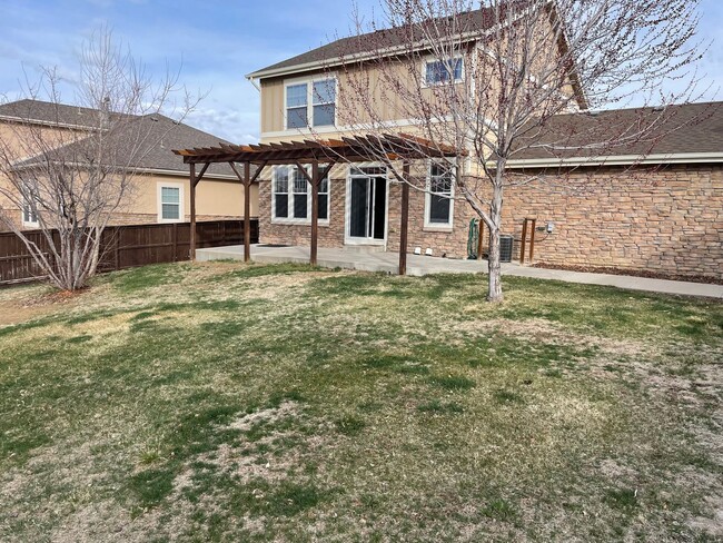 Building Photo - Conservatory 4 Bedroom Home (Available Imm...