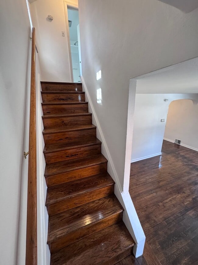 Building Photo - Updated 2-Bedroom 1-Bath House in Duquesne!!