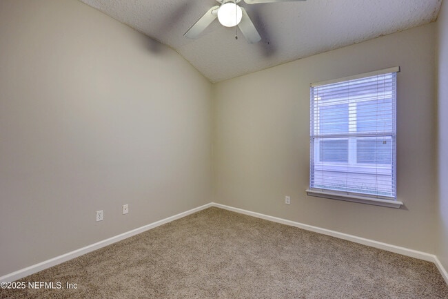 Building Photo - 3382 Chapel Ct