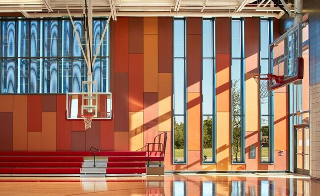 Building Photo - 3321 Charleston St