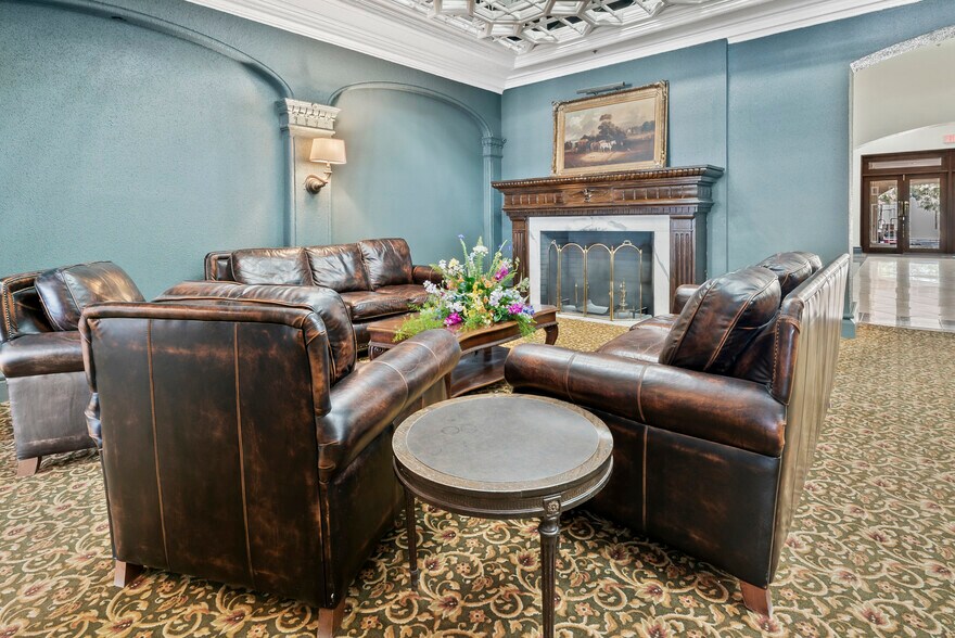 Building Photo - 700 Wilmington Island Rd