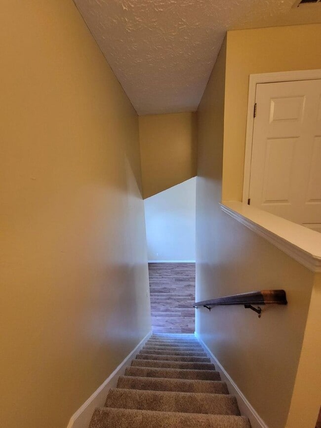 Building Photo - Elevate Your Lifestyle with this Beautiful 3 Bedroom, 2 bath Home