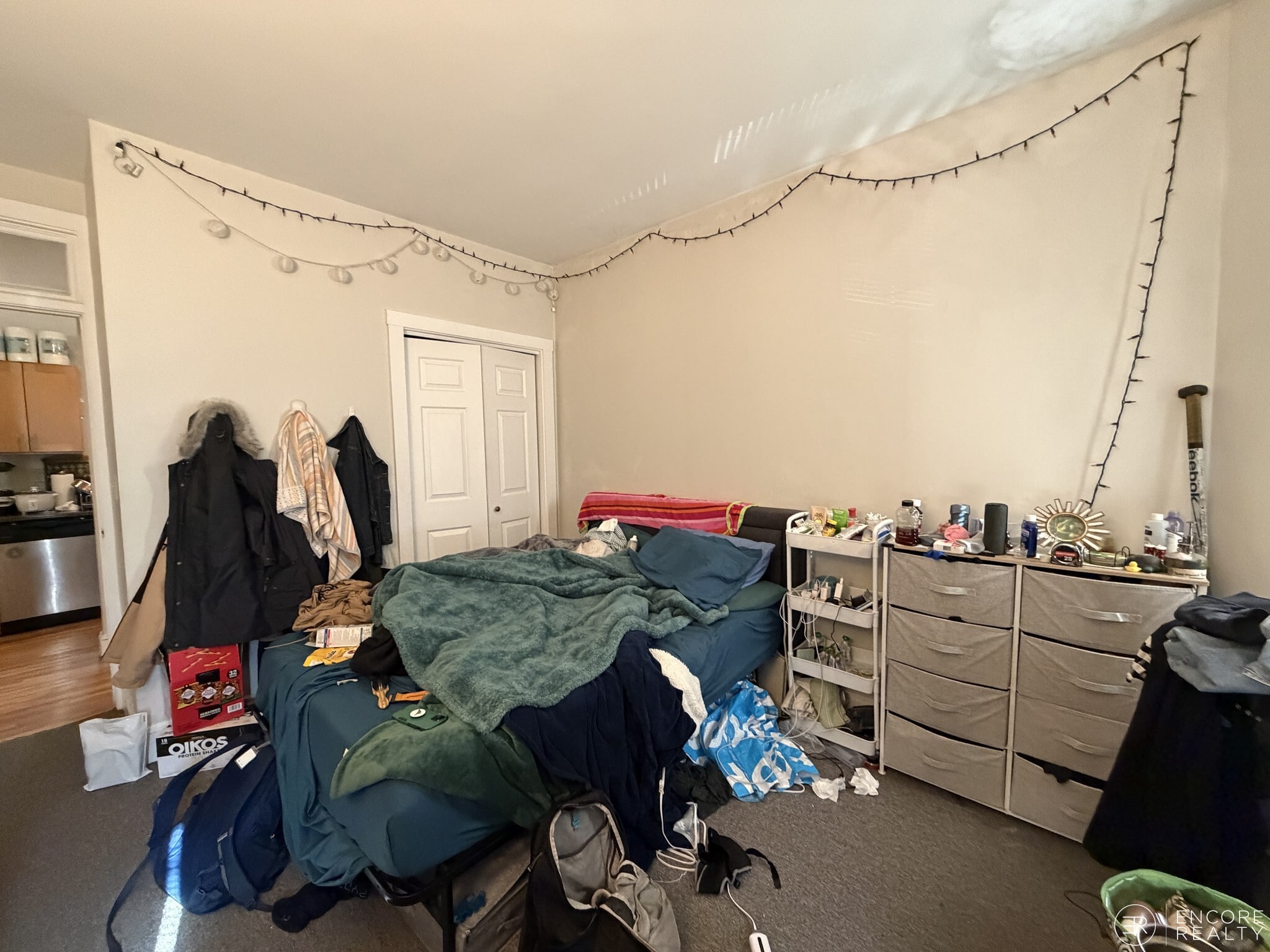 Building Photo - 16 Aberdeen St