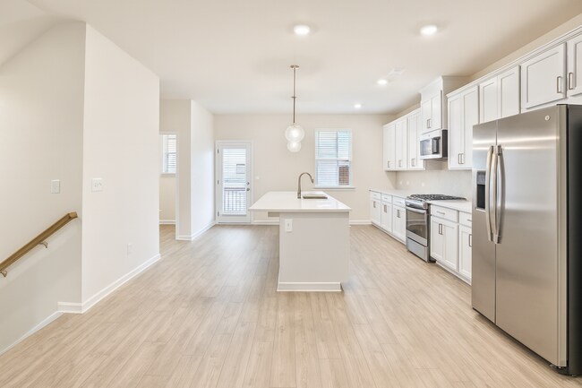 Building Photo - Luxury 3-Story Townhome for Lease