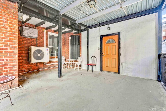 Building Photo - 84-39 Lefferts Blvd