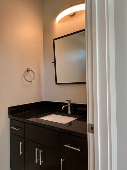 Downstairs Powder Bath - 10660 Brothers Ln