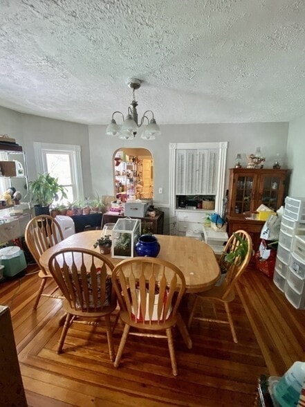 Building Photo - 110 Crescent Ave