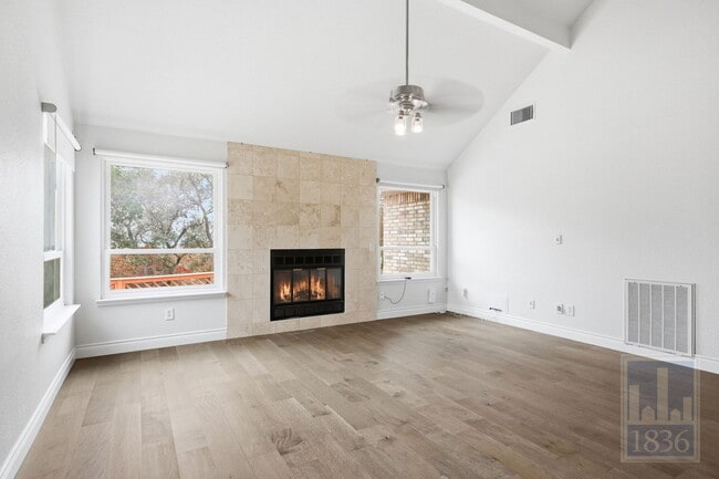 Building Photo - 9003 Scottish Pastures Dr