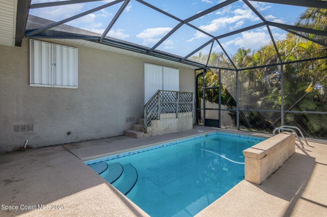 Building Photo - 187 Jamaica Dr