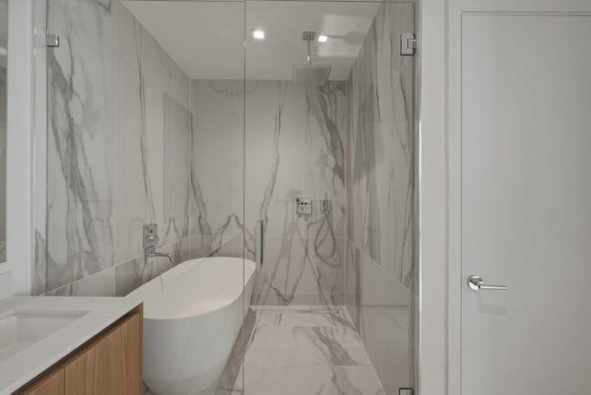Building Photo - 1400 Biscayne Blvd
