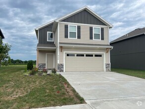 Building Photo - Stunning 4 bedroom in Blue Springs!