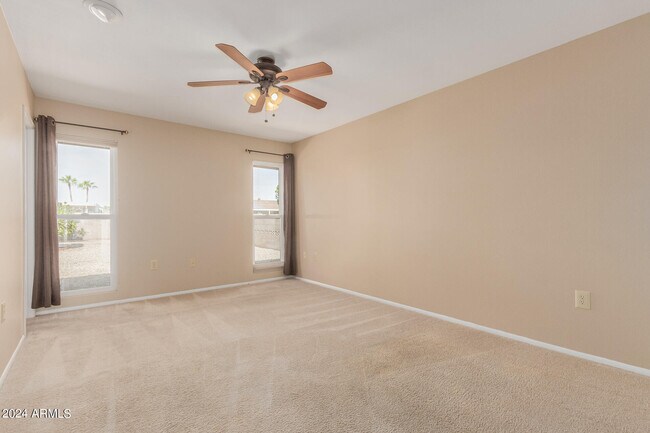 Building Photo - 10214 W Burns Dr