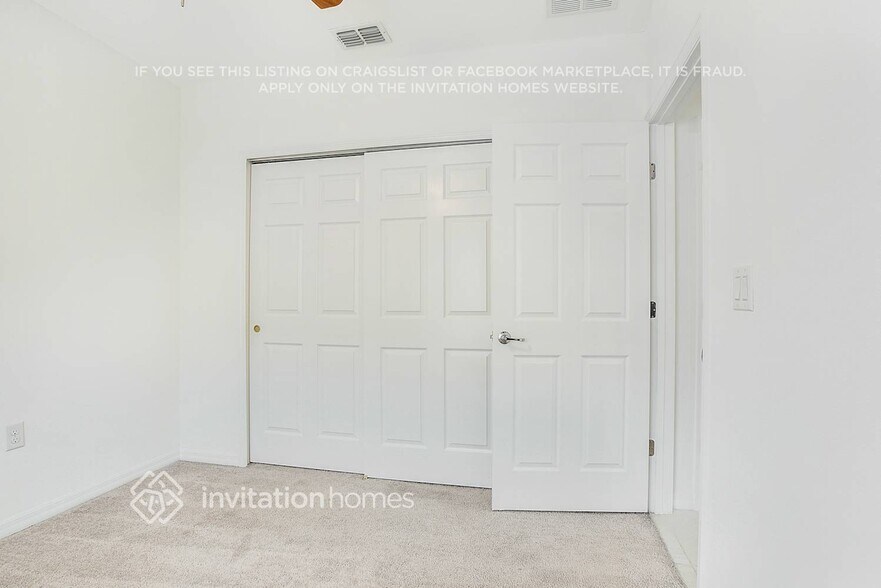 Building Photo - 610 Campo Ln