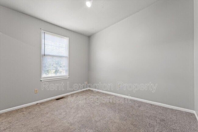 Building Photo - 4360 Cobblestone Knoll Dr