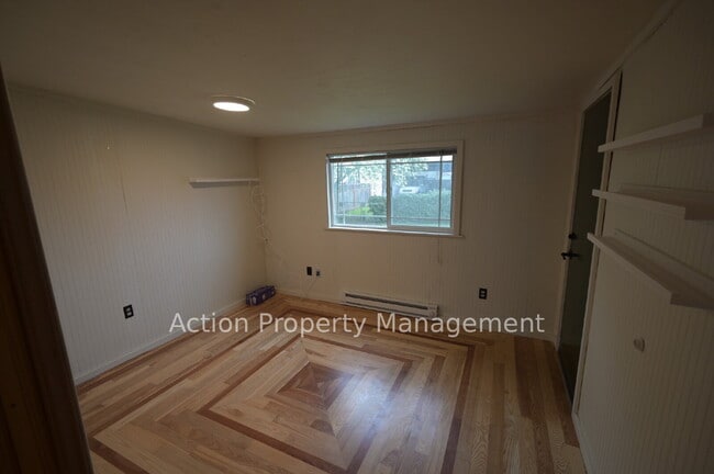 Building Photo - 2 bed, office, 2 bath, 1 car garage, in Sequim