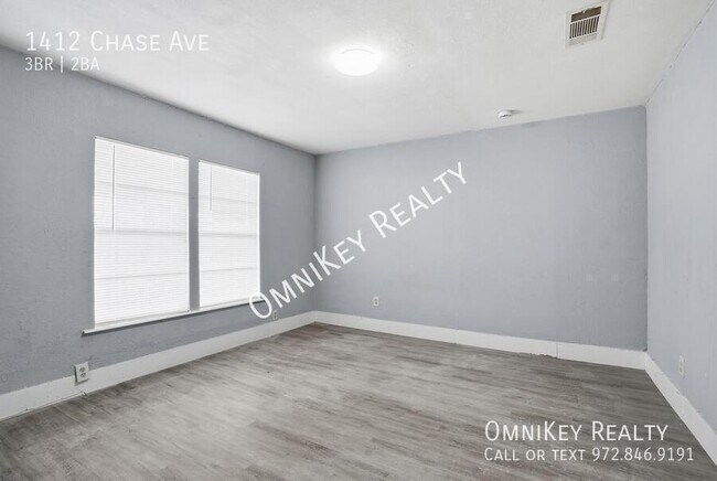Building Photo - 1412 Chase Ave