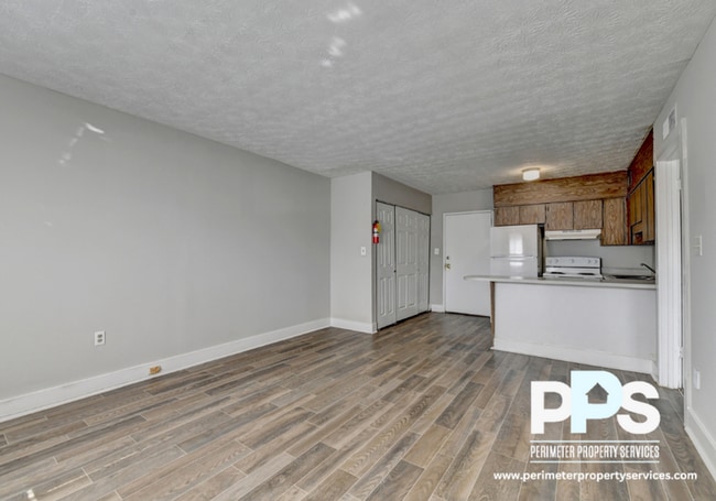 Building Photo - 1040 Sandtown Rd SW