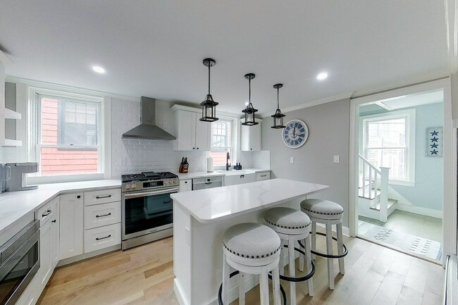 Building Photo - 30 Prospect Hill St