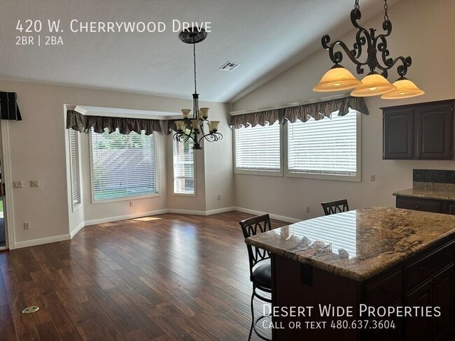 Building Photo - 420 W Cherrywood Dr