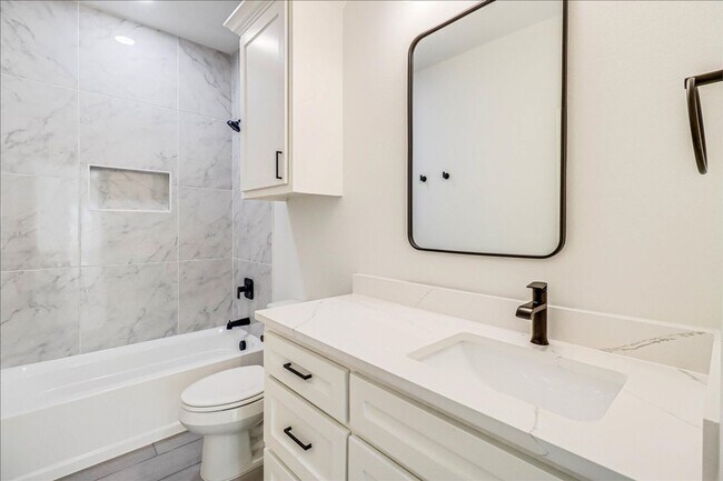 Building Photo - 4126 Azali Dr