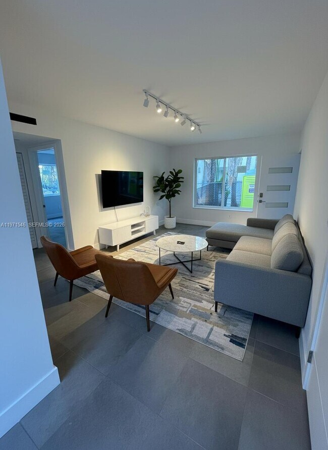 Building Photo - 1188 Marseille Dr