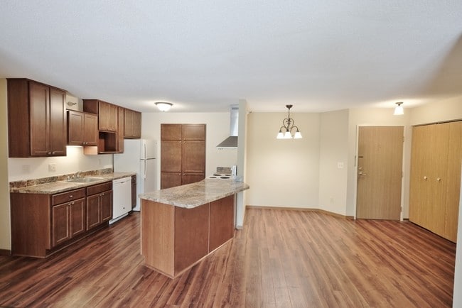 Updated Unit - Parkside Apartments