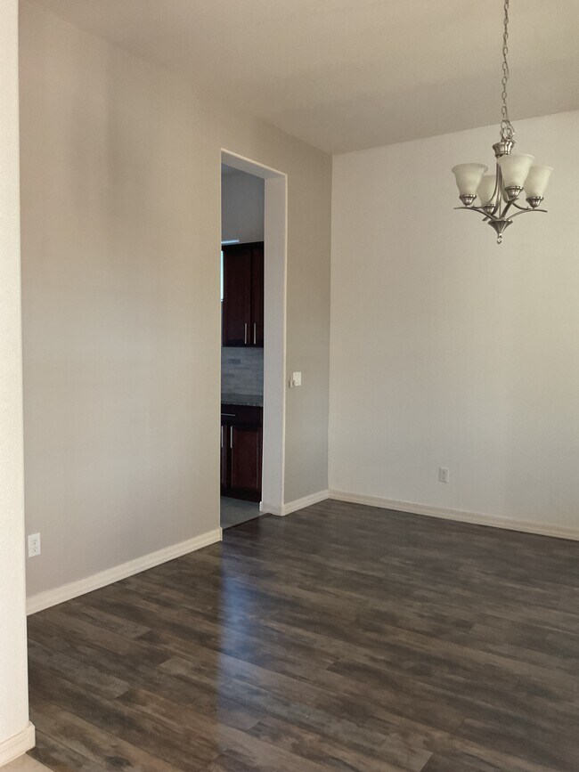 Building Photo - 20466 W Legend Trail