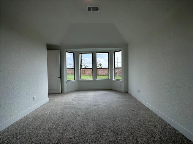 Building Photo - 14926 Mossycup Spur Wy