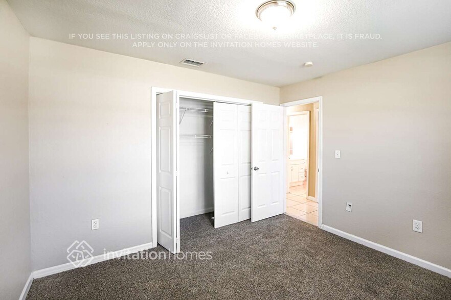 Building Photo - 16620 SW 93rd Ave