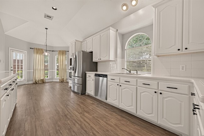 Building Photo - 16523 Wax Mallow Dr