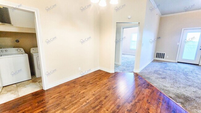 Building Photo - 301 County Rd 207