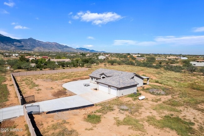 Building Photo - 8373 E Sunwing Ridge Dr