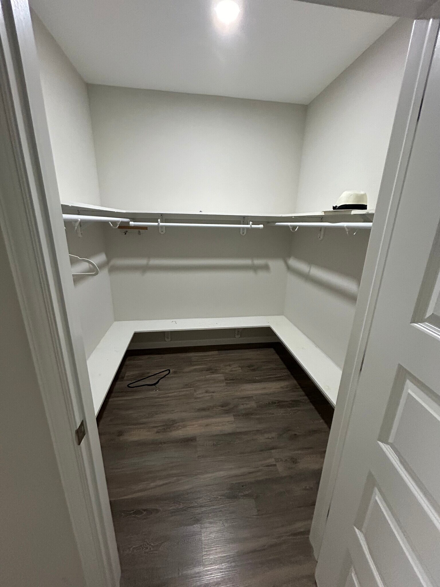 Building Photo - 9 Clark St