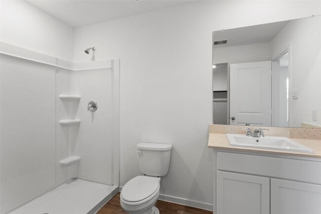 Building Photo - 40839 Hawthorne Glades St