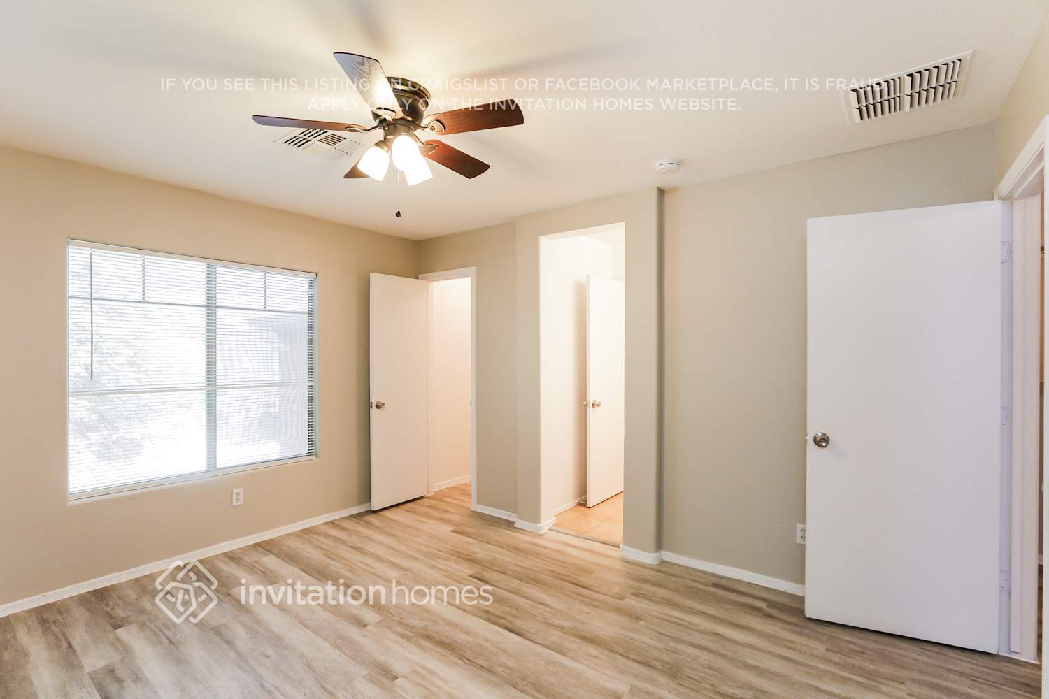 Building Photo - 11867 W Sherman St