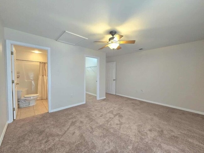 Building Photo - 888 W Stuart St