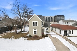 Building Photo - 1374 Ida Ave