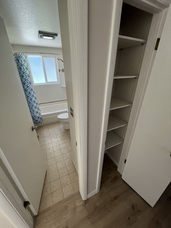 Building Photo - Beautiful Home in Mt Pleasant