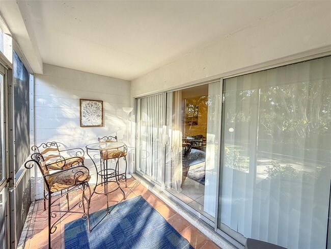 Building Photo - 2155 Wood St