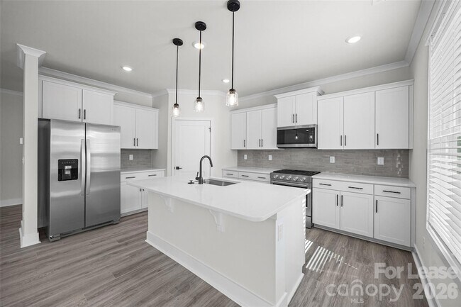 Building Photo - 541 Mahogany Rd