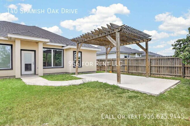 Building Photo - 140 Spanish Oak Dr