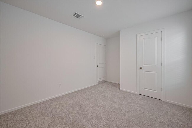 Building Photo - 3037 Dawn Sound Dr